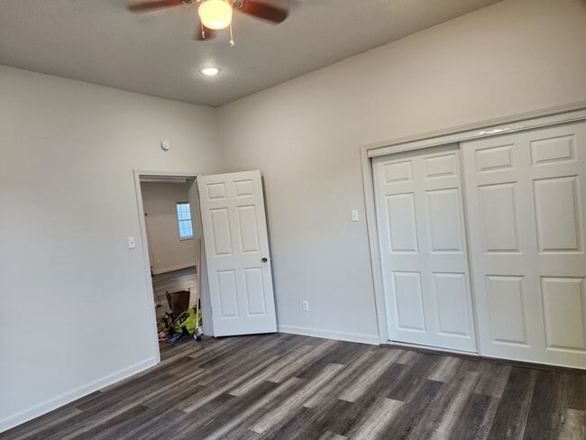 Building Photo - 4 Bed / 3 bath Downtown Jonesboro