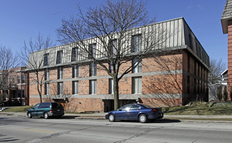Building Photo - 3055 Oakland