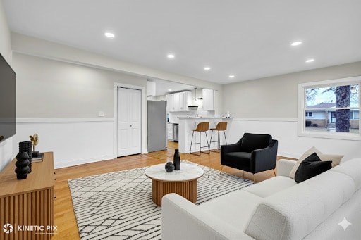 Building Photo - 4938 W Randolph St