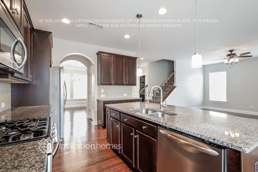 Building Photo - 3314 Sara Margaret Dr