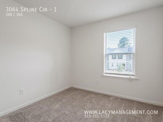 Building Photo - 3064 Spline Cir