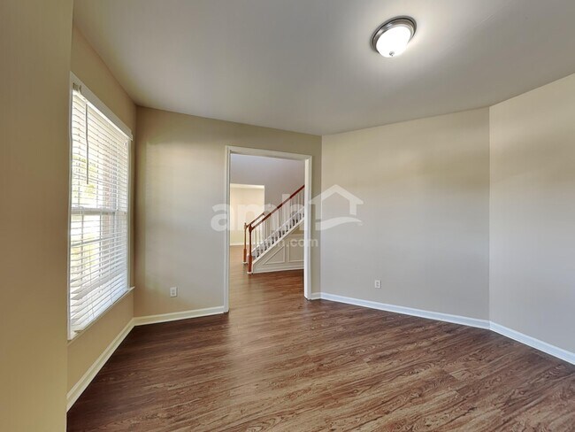 Building Photo - 7366 Poppy Way