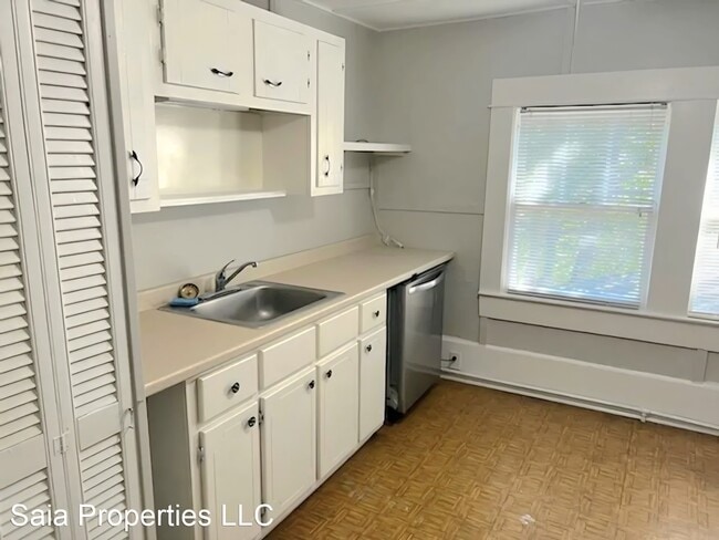 Building Photo - Kenan Street