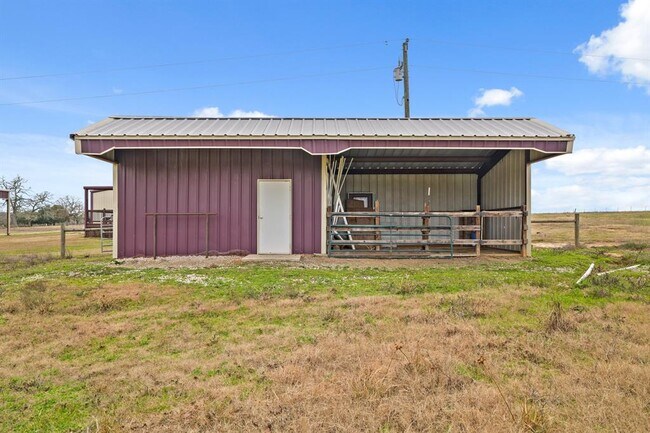 Building Photo - 35408 FM 1488