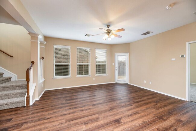 Building Photo - 2510 Sedona St