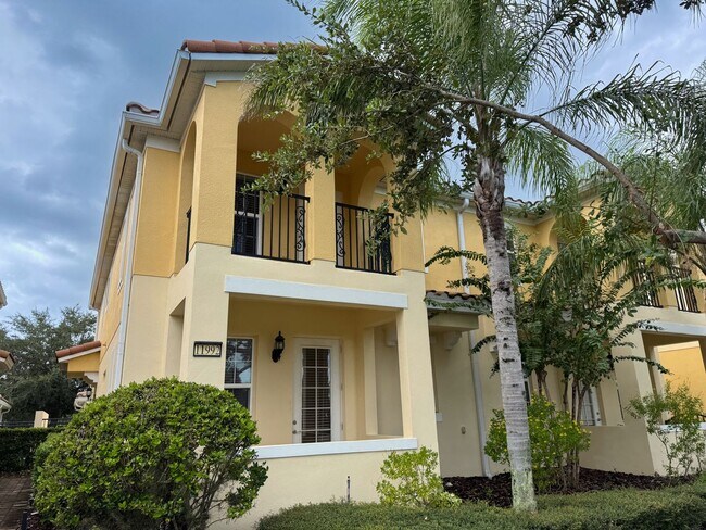 Primary Photo - Lake Nona 3 Bedroom 3 Bath Townhouse in Vi...