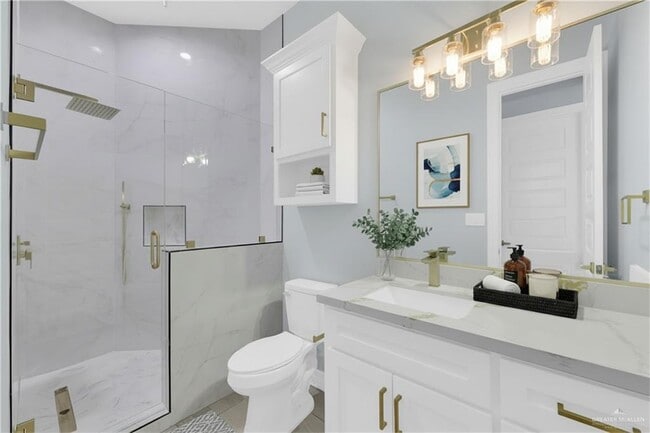 Building Photo - 16 Makayla Dr