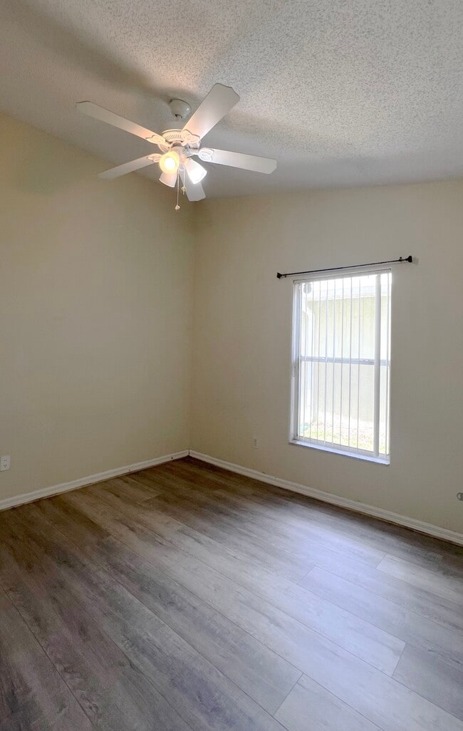 Building Photo - 4113 Oakberry Dr