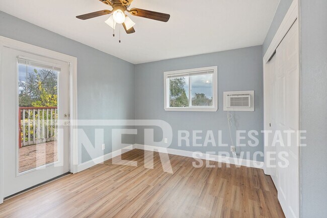 Building Photo - 7781 Glenn Ave