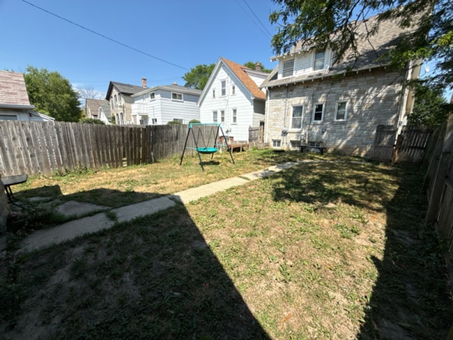 Building Photo - 3201 N 39th St