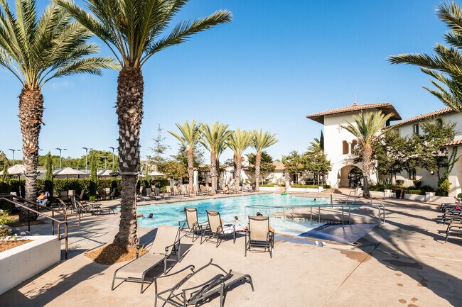 Building Photo - 1460 Mockingbird Ct