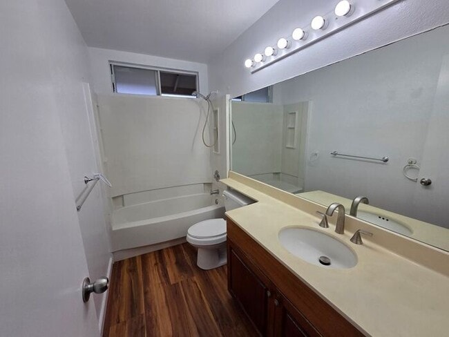 Building Photo - Ewa Beach - Soda Creek: 3bd, 2.5 bath, 2 car garage