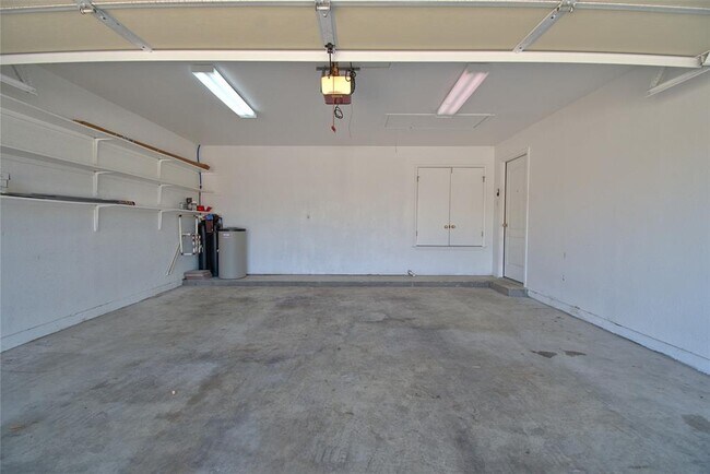 Building Photo - 1401 Haley Gray Dr