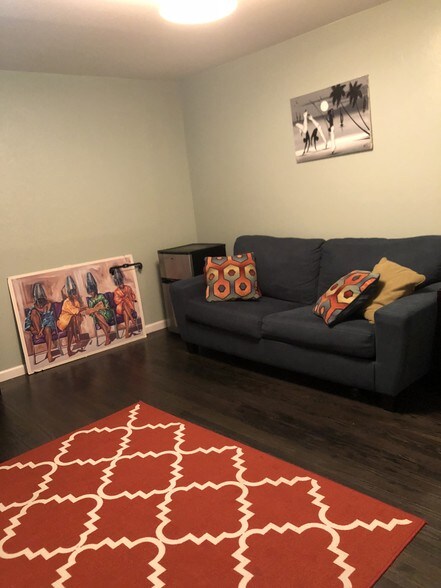 Bedroom #1 - 2515 Oliver Ave