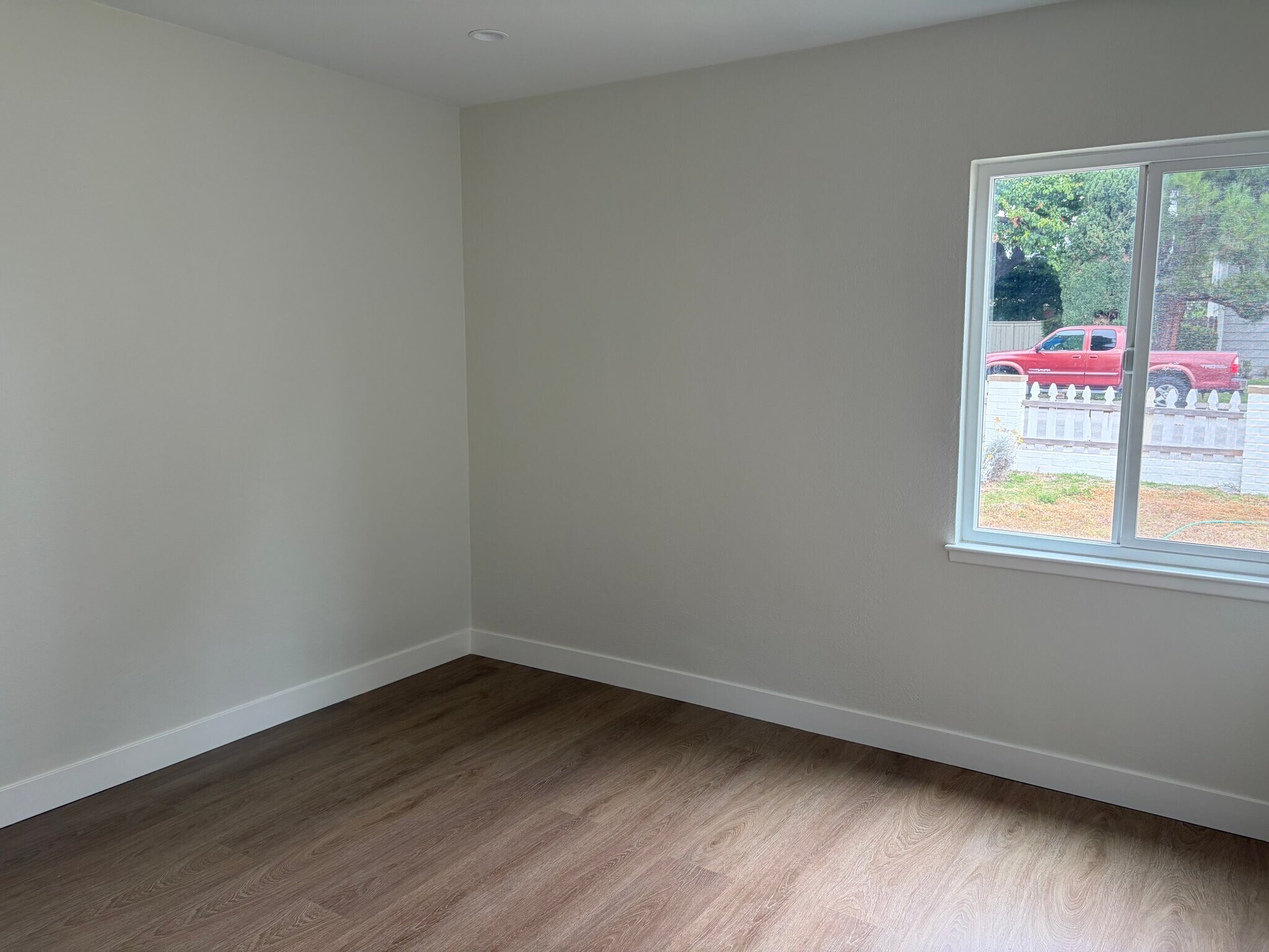 Building Photo - 2641 Elden Ave