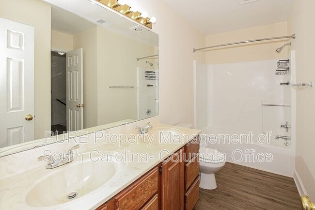 Building Photo - 206 New Brookland Pl