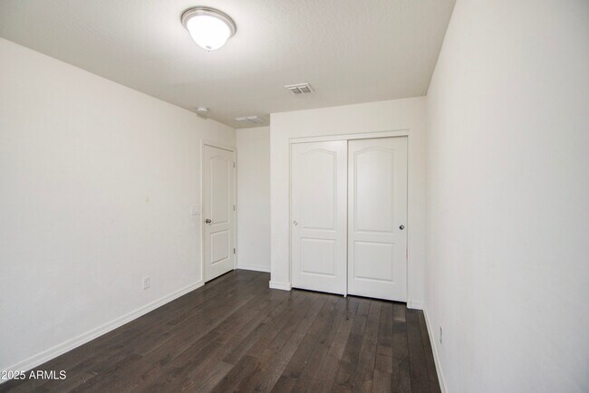 Building Photo - 4357 E Pony Ln