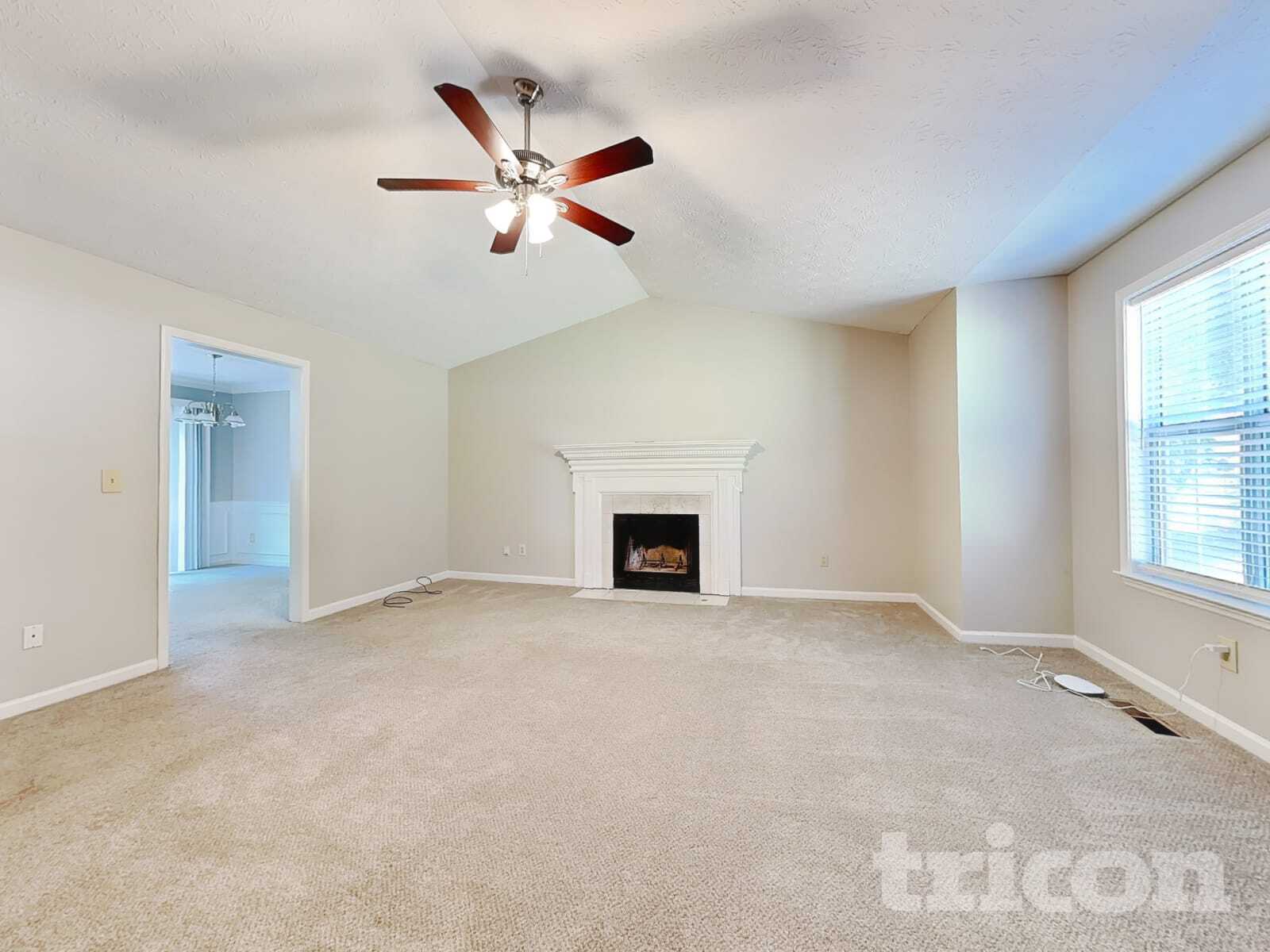 Building Photo - 4684 Woodglen Ct