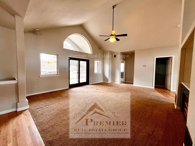 Building Photo - 240 Haversham Dr