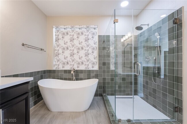 Building Photo - 1088 Via Alloro