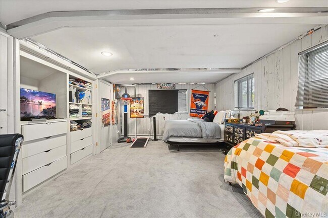 Building Photo - 1127 Fordham Ln