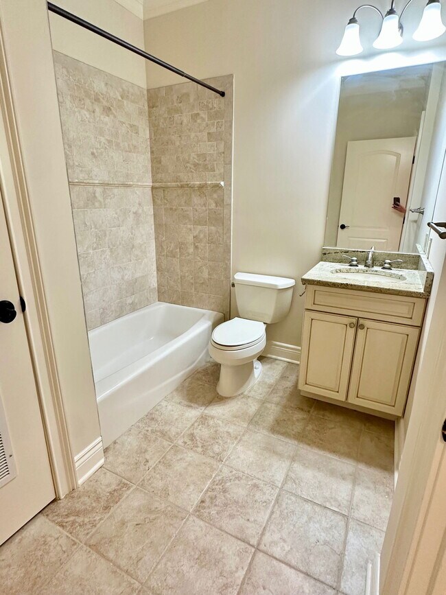 Building Photo - Madison Avenue, Park Ridge, NJ 07656 - 2 BR 2 BA condo