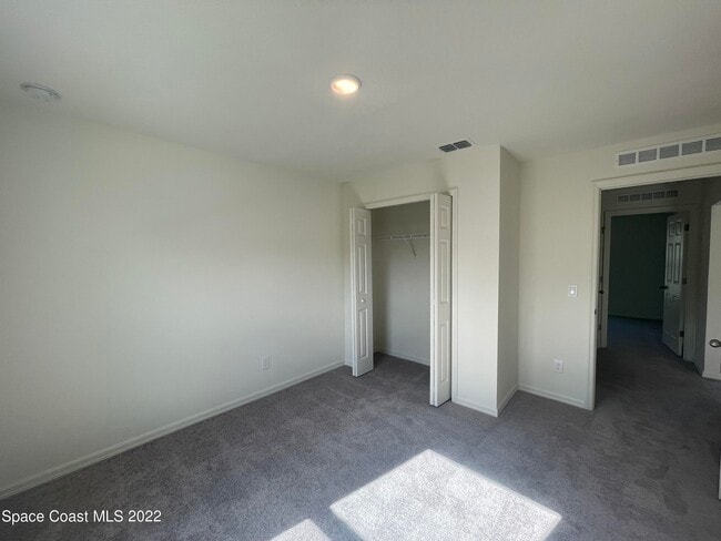 Building Photo - 1215 Hastings Rd SW