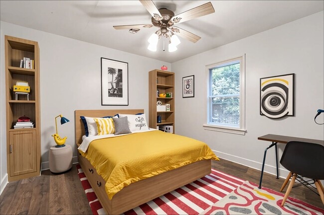 Building Photo - * Move-In Special - Half Off First Month's...