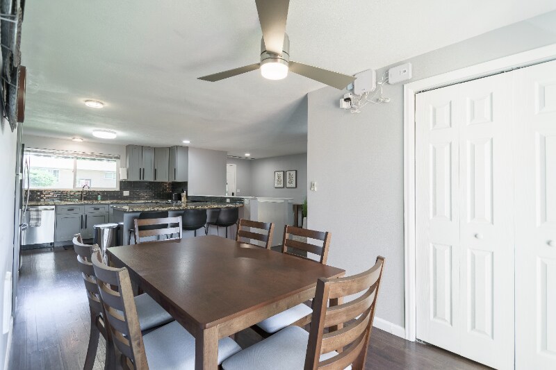 Building Photo - 8871 Rutgers St