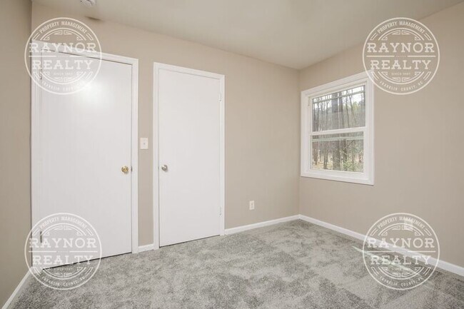 Building Photo - 4717 Taylors Gin Rd