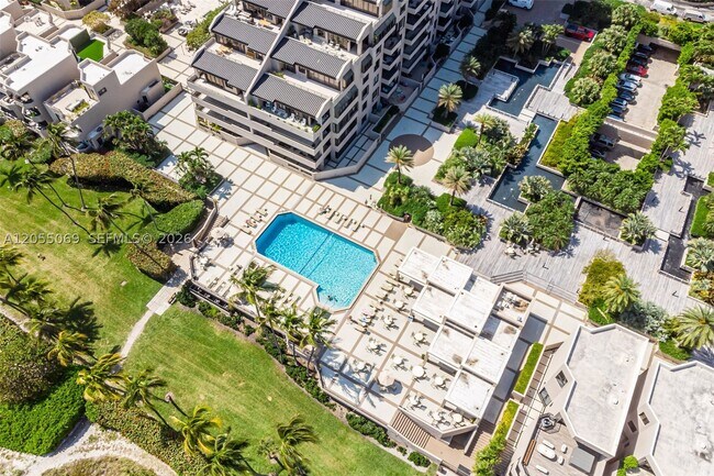 Building Photo - 201 Crandon Blvd