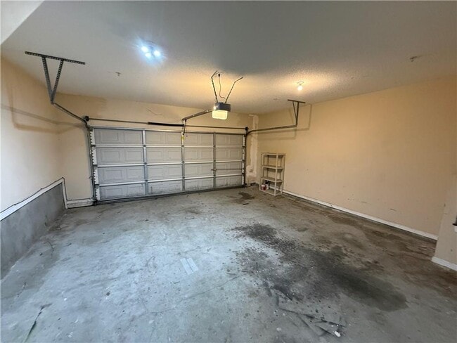 Building Photo - 161 Riverstone Commons Cir