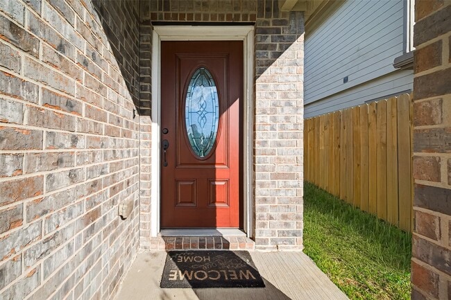 Building Photo - 7219 Victorville Dr