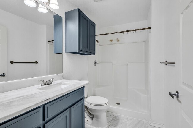 Building Photo - 211 Caddo St