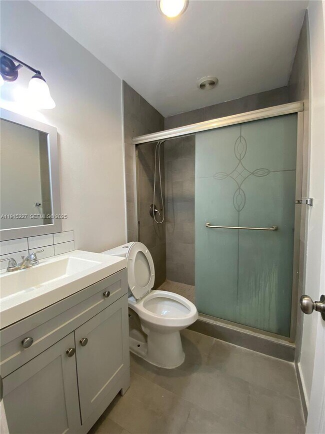 Building Photo - 746 NW 3rd St