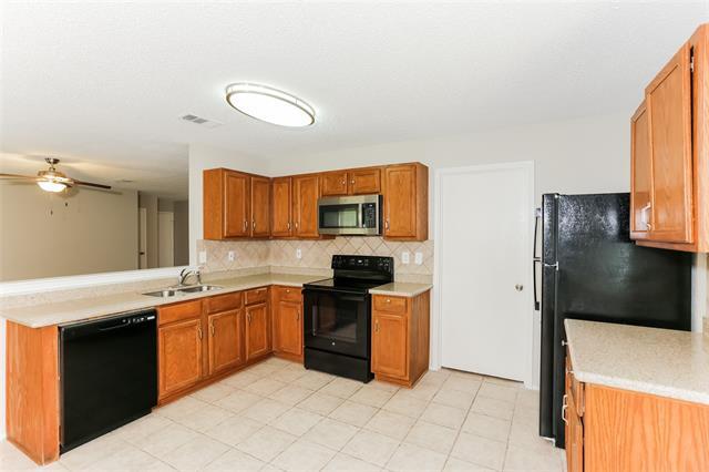 Building Photo - 805 Encino Dr