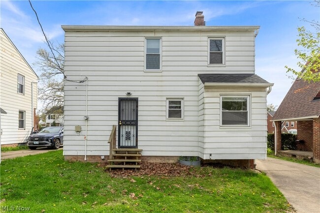 Building Photo - 16705 Glendale Ave