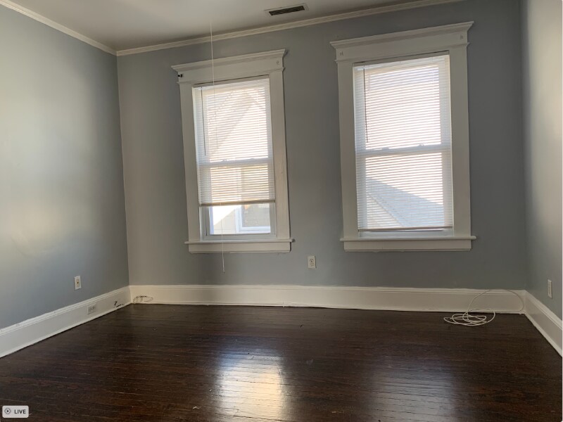 Building Photo - 765 Brewster St