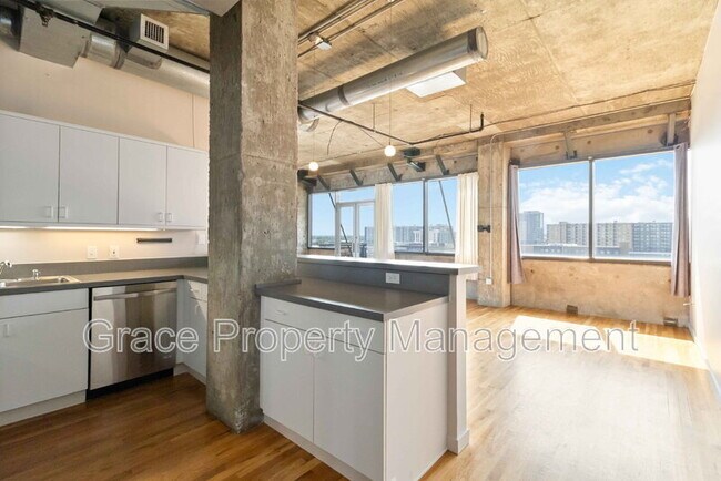 Building Photo - 2020 Arapahoe St