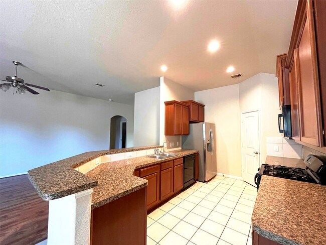 Building Photo - 20330 Pine Water Ln