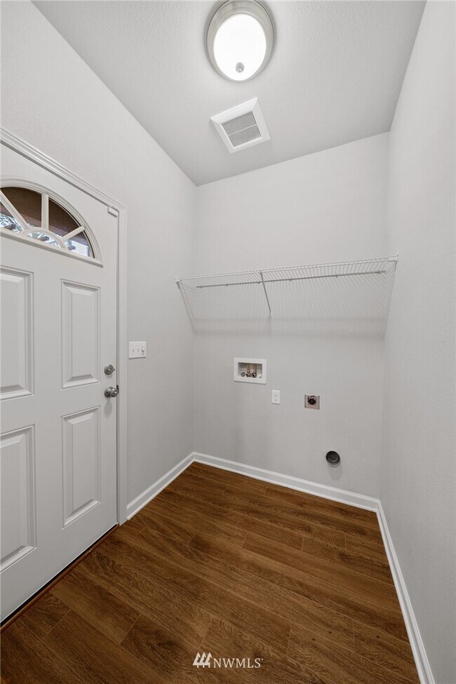 Laundry installed(washer/dryer). - 16439 77th Avenue Ct E