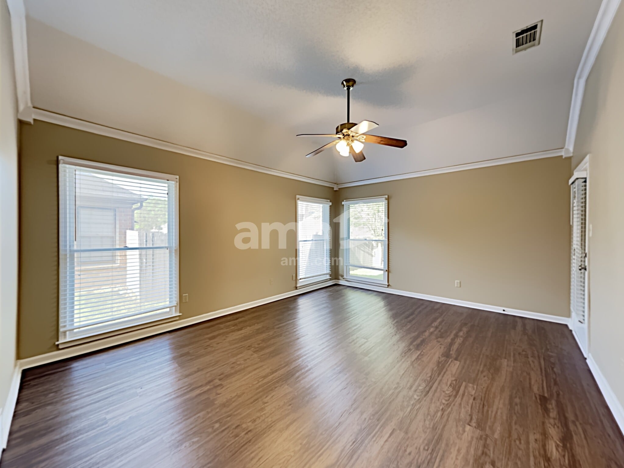 Building Photo - 1226 Sweetie Dr