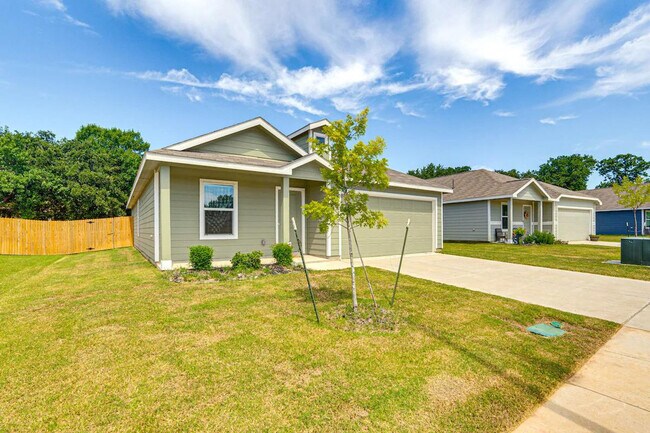 Building Photo - 1759 Round House Ln