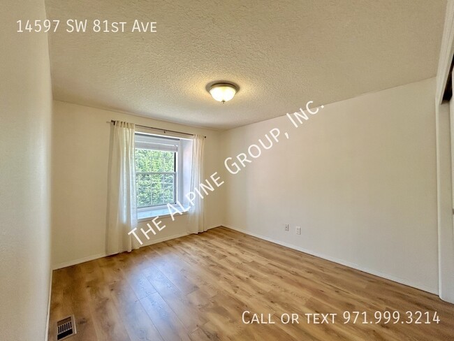 Building Photo - 14597 SW 81st Ave