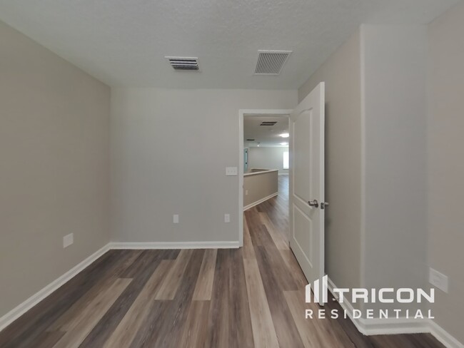 Building Photo - 11498 Summer Bird Ct