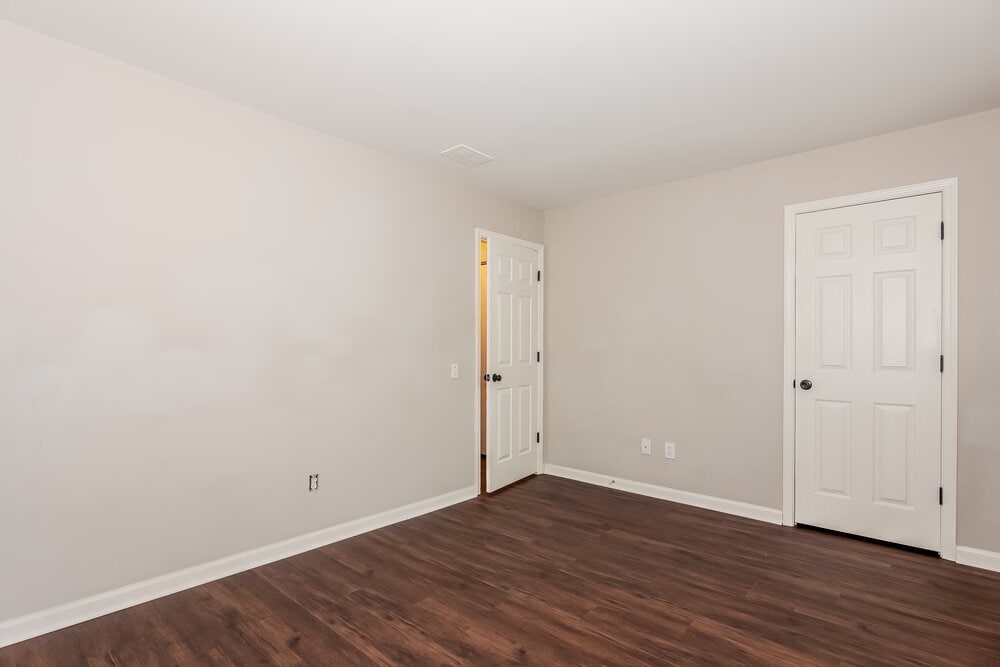 Building Photo - 2728 Wingdale Dr