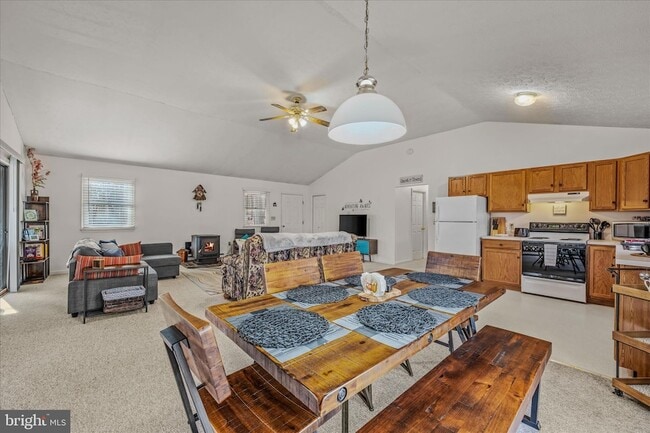 Building Photo - 67 Tranquil Way