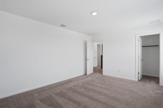 Building Photo - 3000 Wynn Rd