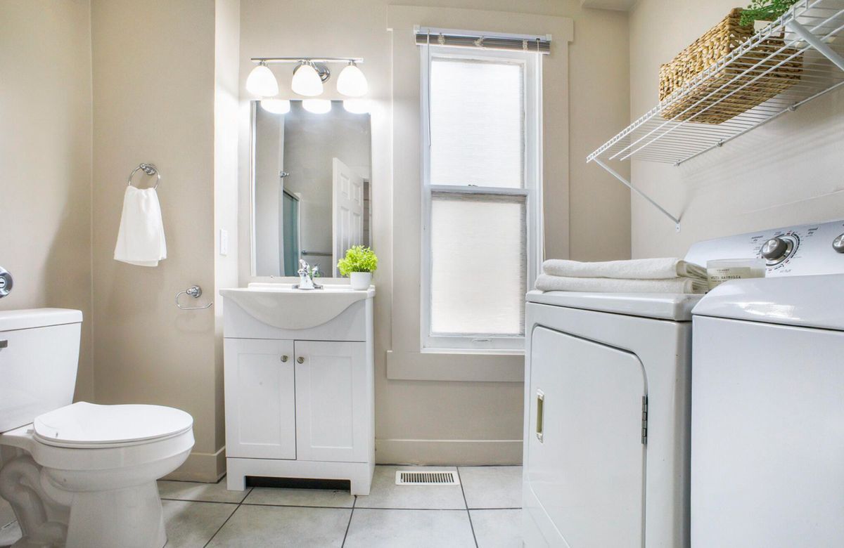 Building Photo - 311 Robey Pl SE