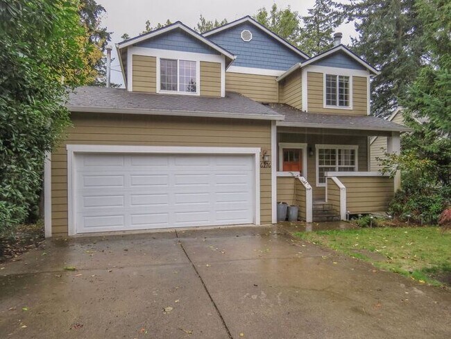 Primary Photo - 4 Bedroom Home located in Summer Woods -La...